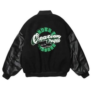 Herrenjacken Retro Mens College Jacke Punk Gothic Jacket Sticked 2023 Hip-Hop Harajuku Baseballjacke Loose Flocked Leder Jacke Q240523