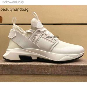 Tom Fords Quality Sneaker Shoes Casual Friendly Hoy High Fordlies Christmas James Sneakers кроссовки кроссовки A2 Дизайнерские мужчины Chaussures de Sports Vlan