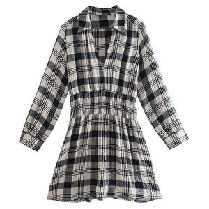 Grundläggande avslappnade klänningar Ny vintage Plaid tryckt miniklänning Kvinnor avslappnad av krage långa slve klänningar kvinnlig mode chic en linjeklänning y240524