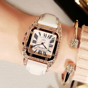 Vintage Female Watch Rhinestone Fashion Student Quartz assiste a verdadeira cinto de couro quadrado diamante inserido