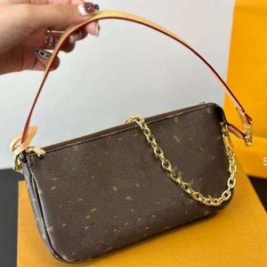 Top Quality Cross body Tote Chain Bags Gym Women Men 23cm Messenger Luxury Designer Purse Brown Flower Leather Handbags