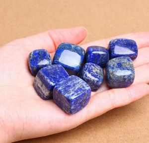 Natural Lapis Lazuli Quadrate Würfel Kristall stürmte Stein unregelmäßige kleine Größe Schöner Edelstein gut polierte Kristallheilung3633424