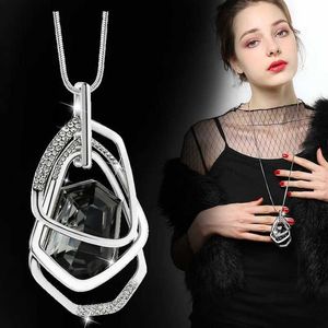 Pendant Necklaces Gold and Silver Water Diamond Long Necklace Vintage Punk Triangle Oval Crystal Glass Pendant Necklace Womens Jewelry S2452206