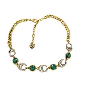 2024-kvinnor halsband choker kedja bokstav 18k guld pläterade tofs halsband designer halsband hänge smycken tillbehör Q3