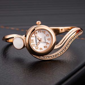 2024Hot selling fashion diamond band small dial womens bracelet watch new leisure high-grade jewelry watch