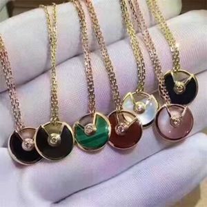 Naszyjnik wózka delikatne temperament mini talizman srebrny Rose Gold Red Jade Safe Bezpieczny zamek dla kobiet moda z oryginalnym naszyjnikiem 3NC8