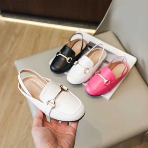 أحذية مسطحة بارد فتاة الصنفرة الصيف 2023 New White Celebrity Shoes Childrens Single Flat Shoes أحذية غير رسمية Joker Princess Q240523