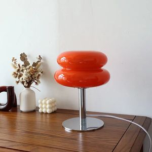 Italiensk designer glas ägg tårta bordslampa sovrummet sovrum studie läsning led nattlätt heminredning atmosfär färgad skrivbord 240523
