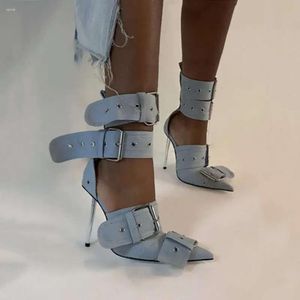 Стилетто ноги сексуальные заостренные сандалии сплошные каблуки с мультирелью детализация пряжка летние женщины вне резиновых туфлей Cool A13
