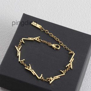 Designer Bracelet Women Golden Letters Charm Unisex Trendy Gold Sier Bracelets Jewelry For Wedding Party Gifts