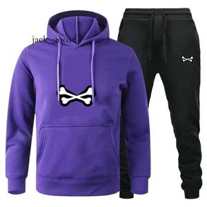 Męskie dresy 2024 mężczyzn Męskie bluzy i spodnie do joggingu z długim rękawem Bunny Streetwear 758 127