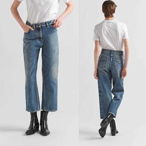 Frauen S Jeans Herbst Style P Family Triangle Dekoration mit einem Gefühl von und Vielseitigkeit lässig kleine Denim -Jeans für Frauen xwz