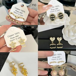 Brincos de grife para mulher Pérola pérola Crystal Luxury Earring tacro de ouvido 925 Praços de prata Brincos de carta clássica Mulheres embutidas de shinestone Jóias de festa de casamento