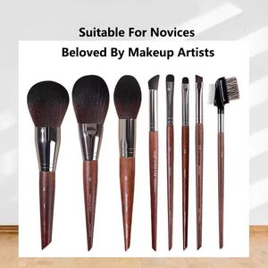 Natural Wood Professional Makeup Brushes Powder Blusher Sculpting Eyeshadow Make Up Kit Smudge Highlighter Eyebrow Brush Exquis 240524