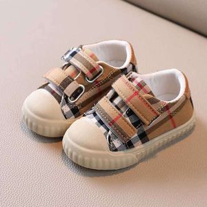Baby första vandrare skor barn designer spädbarn småbarn flickor pojke casual mesh mjuk botten antislip skor