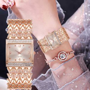 2024New Square Steel Band Womens Watch Set med Diamonds Armband Watch Womens Fashion Digital Student Quartz