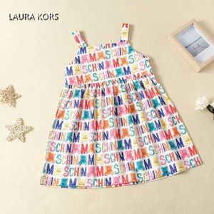 女の子のドレス服セット2023サマーガールドレスマルチプリントのベアレターデザイナーレイヤードイブニングドレスベスティドス2-9t WX5.23