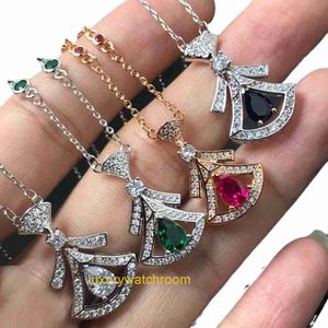 New Classic Fashion Bolgrey Pendant Necklaces High version V Skirt Necklace Womens Internet Red Fan Collar Chain Blue Jumping