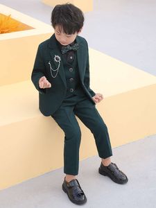 Flower Boys Abito da sposa formale Bambini Dark Green Fotografica per bambini Smoking Party Wear Teenager Graduation Birthday Costume 8AD985