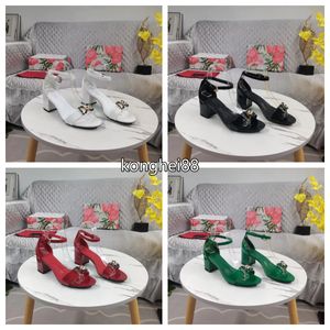 Women Chunky Heels Designer Sandals Fashion Luxury Leather Peep-toe Dress Shoes Classic Solid Color Rhinestone Flower Buckle Dress Shoes Wedding Shoes