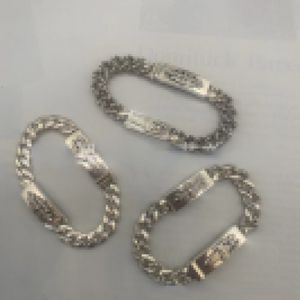 Braccialetti designer Spada Doppi tag incrociati Bracciale spessa Bracciale europeo e americano Bracciale per uomini