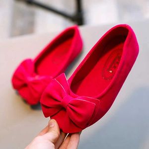 Flat Shoes Candy Candy Girl Princess Shoes Fashion Bow Solid Crown Casual Single Shoune Childrens Soft Sole Sleep Smooth Sute Size 21-30 Q240523