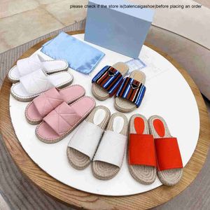 Pradsandals Classic Designer Slippers Ladies Slipper Fashion Slippers Solid Slippers Leather Platfor