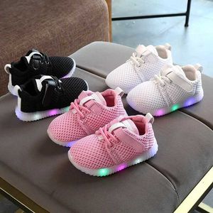 Athletic Outdoor Athletic Outdoor Zapatillas Boys and Girls Childrens Sports Shoes 2023 Spring New Led Grid Casual Shoes Childrens WX5.22965