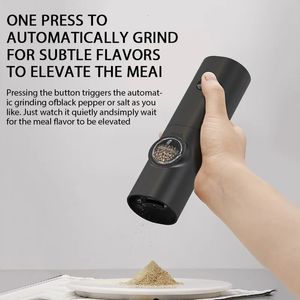 Electric Automatic Mill Pepper And Salt Grinder Adjustable Coarseness Spice Grinder Home Kitchen Cooking Tool Electric Grinders 240524