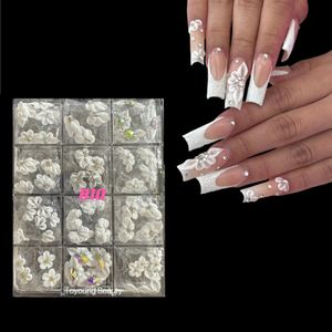 50PCS Per Box Jewelry Handmade Kawaii nail art charm Stickers 3D Acrylic Nail Flowers Christmas Decal 240523