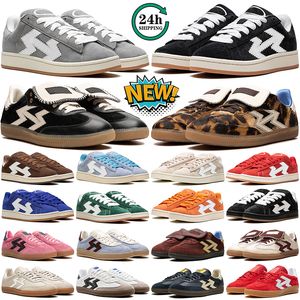 Designer Shoe Vintage Classic Original Trainers Sporty White Gum Velvet Pink Glow Mens Trainers OG Adimatic Outdoor Sports Shoes Mens Womens Sneakers Storlek 36-45