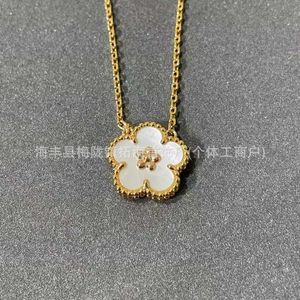 Klassisches Design voller Liebe Van Halskette High Gold Blütenkette für Frauen 18k Rose Blumenstil mit originalem Logo iOS0
