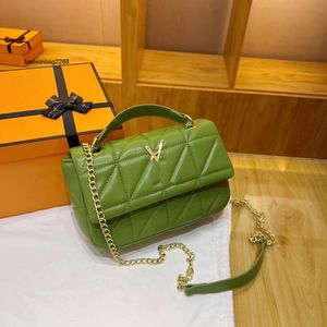 Lyxdesigner Handväska kvinnors väska enkel axelkedja crossbody väska varumärke allt-i-ett underarmsäck kvinnors shoppingväska handväska f57i