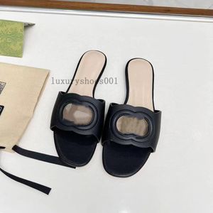 Mulheres entrelaçadas G Sandálias de slides Sandálias de designer recortadas Couro Slippe Slides planos G Girls Fashion Hollow Out Borracha Sandal Summer Summer Flip Flip