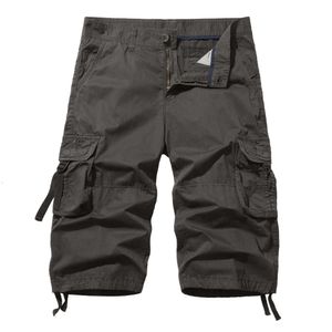 夏の新しいメンズルーズカジュアルなヨーロッパサイズの作業ショートパンツ複数のポケットと男性用のカプリM528 60