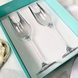 Weingläser 2 -Pieces/Set Designer Champagner Glas Geschenkbox Verpackung Weihnachten Feiern Sie Party Hochzeitsgeschenk mit Handgeschenkkristallweinglas