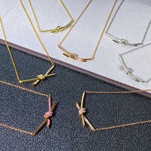Designer neue Knoten Halskette für Frauen Marke Bogen Net rotes goldene Plattierschloss Knochenkette hochgradige Eleganz und