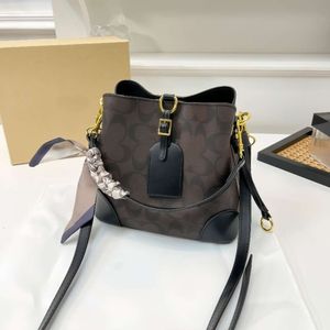 Designer di borse di moda C Nuova Mollie High Ashing Level Bag portatile Portante per la moda Senior Women's Bagn Ins Factory Promotionn0c4