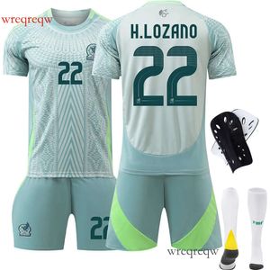 Zestawy piłki nożnej/dróg dróg męskie 2024 Mexico Copa America Numer 22 Rosano 14 Sanchez Away Football Jersey Set