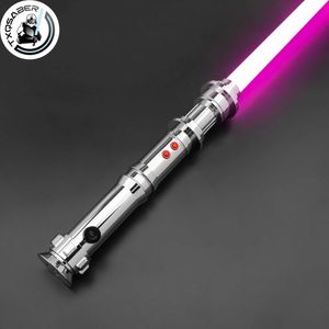 LED TOYS TXQSABER LIGHTABER KYLE RGB PIXEL PIXEL SWORD COSPLAY GAMES UTAN VAVLÄGGAR FOC 12 Color Conversion Metal Arm Laser Q240524