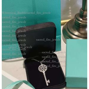 Tiffanyjewelry High Version v Gold t Home Key Naszyjnik Moda Klasyczny projektant słonecznika