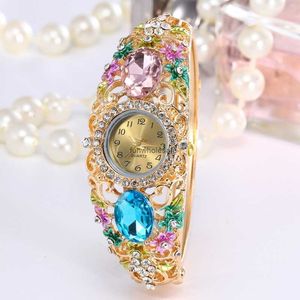 2024 Armband Watch Cloisonn Chinese Style Pastoral Atmosphere Diamond Inlaid Hollow Armband Colorful Brocade