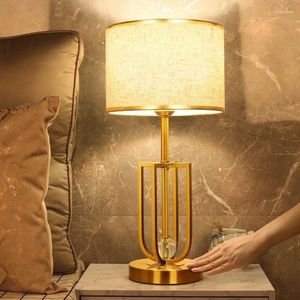 Bordslampor Temaren Modern Touch Dimning Lamp Vintage Led Creative Crystal Simple Desk Lights For Home Living Room Sovrum