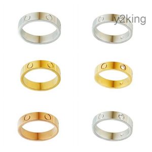 Luxus klassisches Paar Ring Unisex Designer Manschettenschraube Stahl Legierung Gold Fade Nagel Mode Schmuck Edelstahl plattiert Silberkristall Liebe Unne