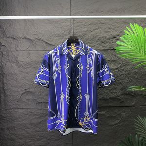 Camisas de grife masculinas camisas de manga curta de verão moda moda triangle invertida póos solteiros estilo praia tshirts respiráveis tees top roupas multi styles m-3xl15