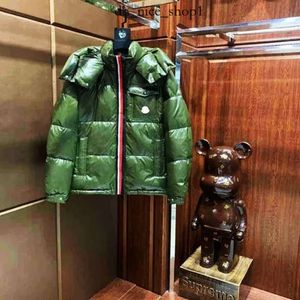 Monclairjacke Designe Luxuy Classic Giacca 재킷 Winte Men Jackets 여성 다운 패션 힙합 캡 캡틴 파인트 코트 아웃두 wam 캐주얼 코트 Monclar 104의 두려움