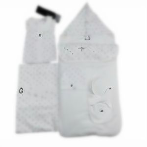 Tasarımcı Bebek Onesie, Bib giyim giyim seti bebek tayt lüks tulum pamuk tulum erkek ve kız tulum bebek yorgan 5pcs rr11