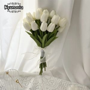 Kyunovia DIY Wedding Bouquet Flower（30pcs/lot pu tulips flowers+6インチリボン+1pcsパール）