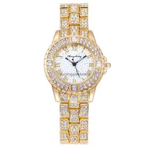 2024 Fashion Diamond Armband Watch Womens Alloy Full Sky Star Quartz