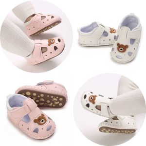 First Walkers New product cute teddy bear baby sandals baby womens shoes princess rubber sole anti slip toddler first walker 2 colors d240525